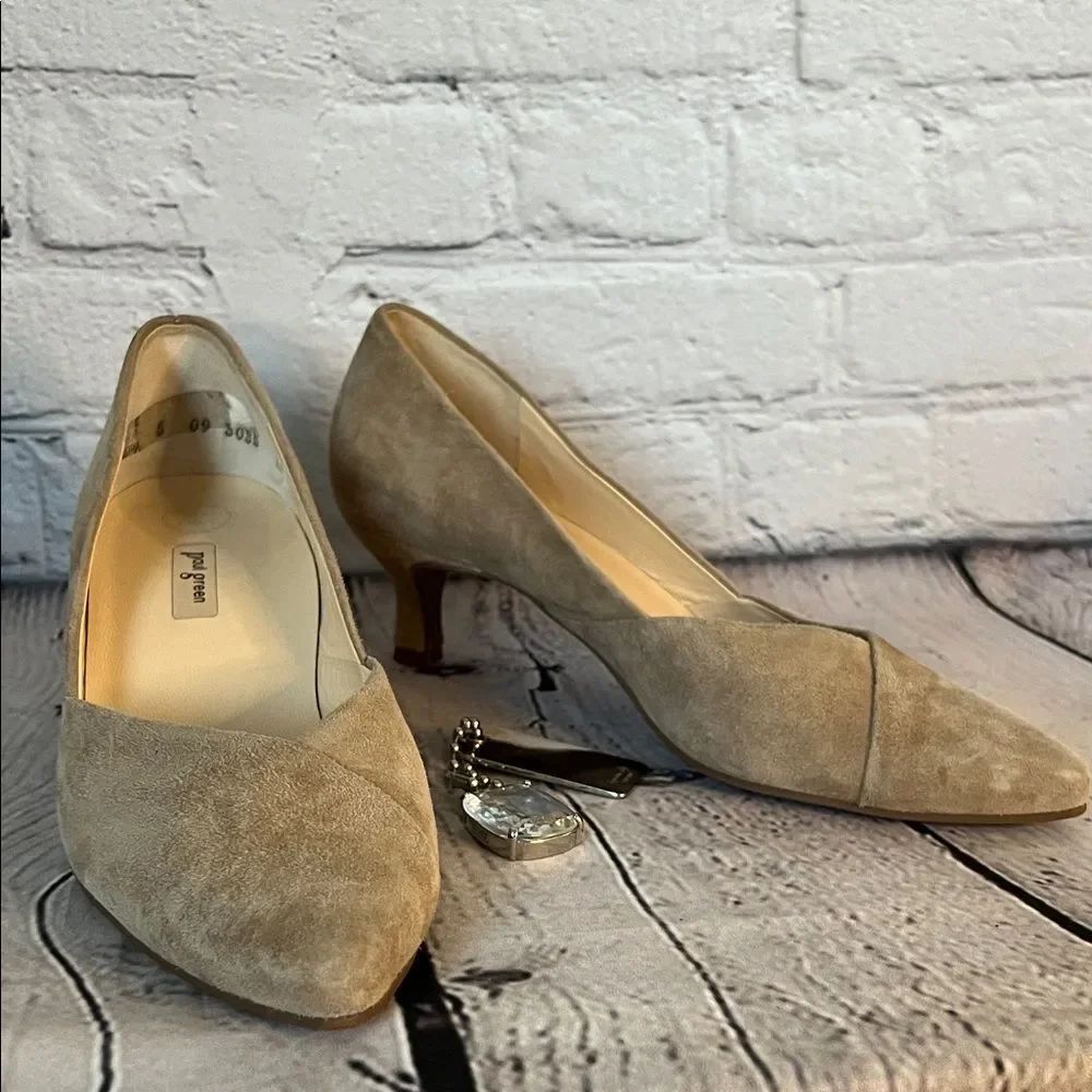 * Paul Green Beverly Surplice Suede Point Toe Kitten Heel